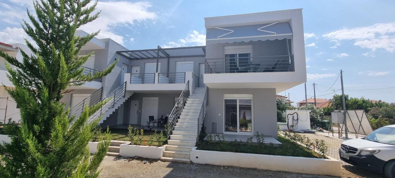 Athina Apartment *